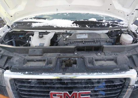 2021 GMC Savana Cargo Rwd 2500 Regular Wheelbase Work Van z USA, uszkodzony, nr VIN 1GTW7AF72M1254793